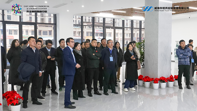 2025年山东归侨侨眷代表人士国情研修班团组莅临华坦公司研修交流